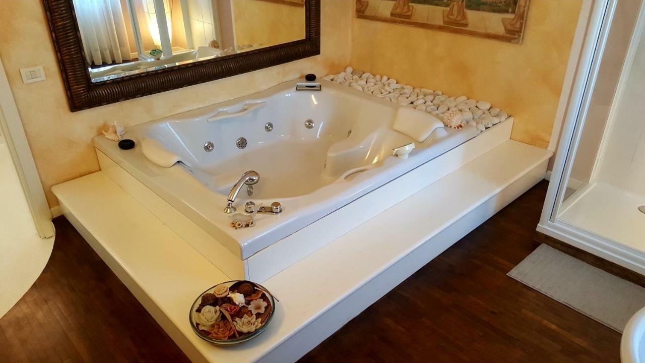 B&B Villa Fiorini Moniga del Garda Zewnętrze zdjęcie