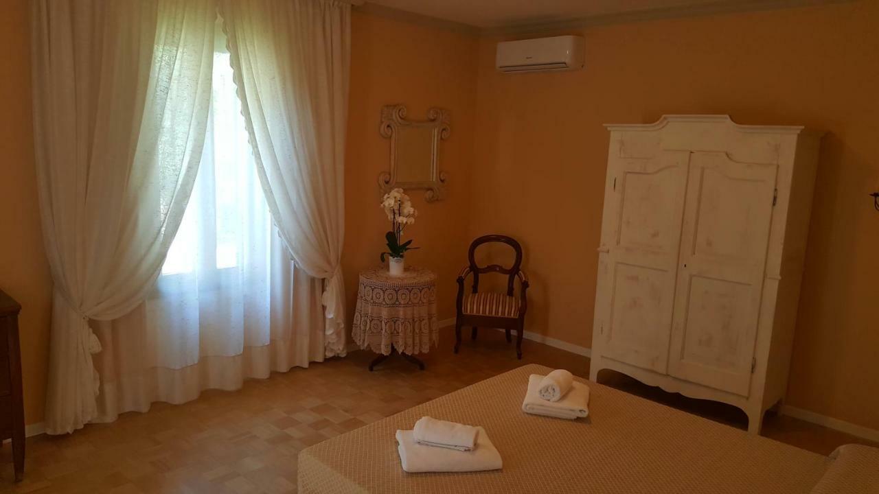 B&B Villa Fiorini Moniga del Garda Zewnętrze zdjęcie