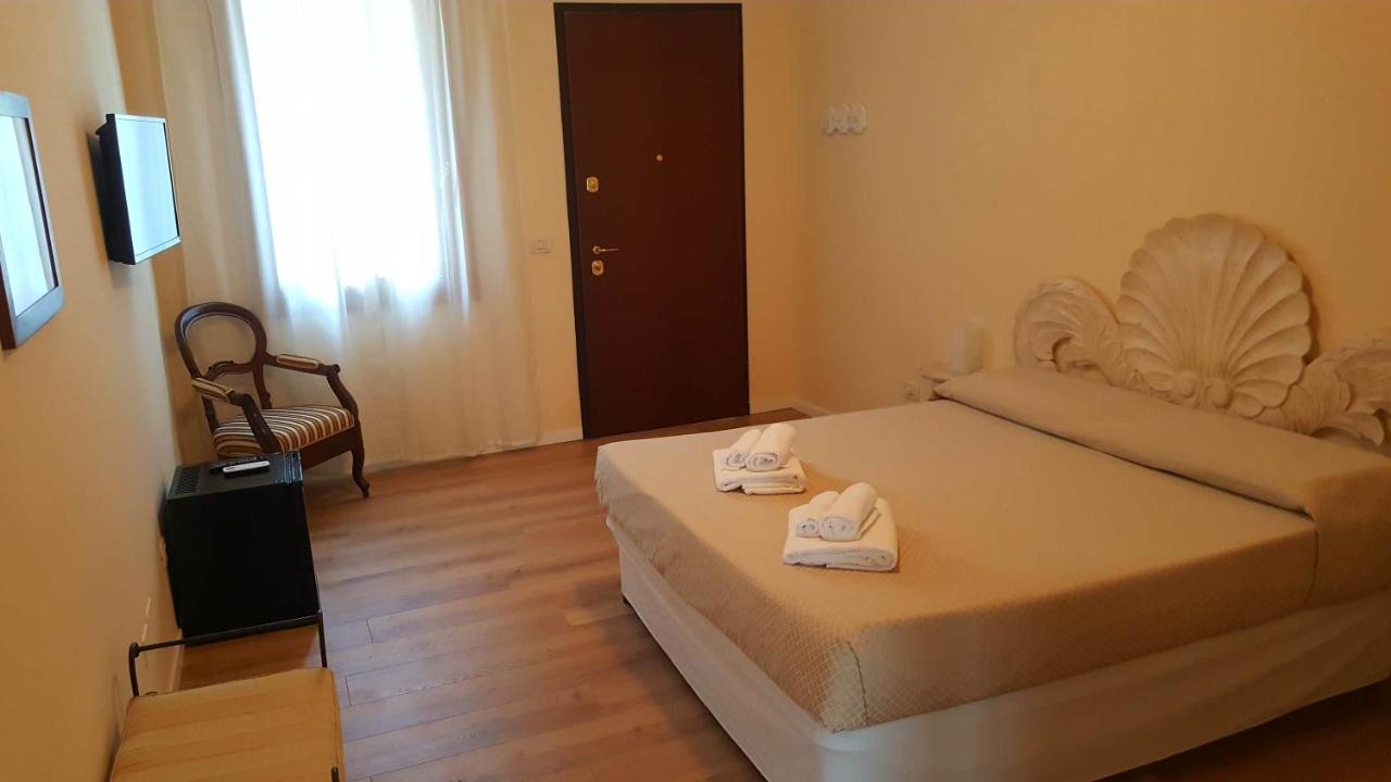 B&B Villa Fiorini Moniga del Garda Zewnętrze zdjęcie